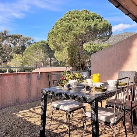 Duplex Avec Piscine, 3 Pièces Cabine, 6 Couchages, Terrasses Et Parking Proche - - Fr-1-251-536 Le Lavandou