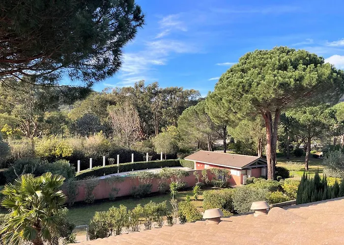 Appartamento Duplex Avec Piscine, 3 Pièces Cabine, 6 Couchages, Terrasses Et Parking Proche - - Fr-1-251-536 Le Lavandou